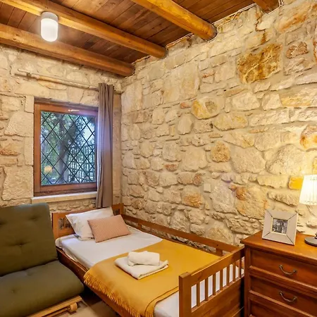 Apartment Forest Stone With Pool